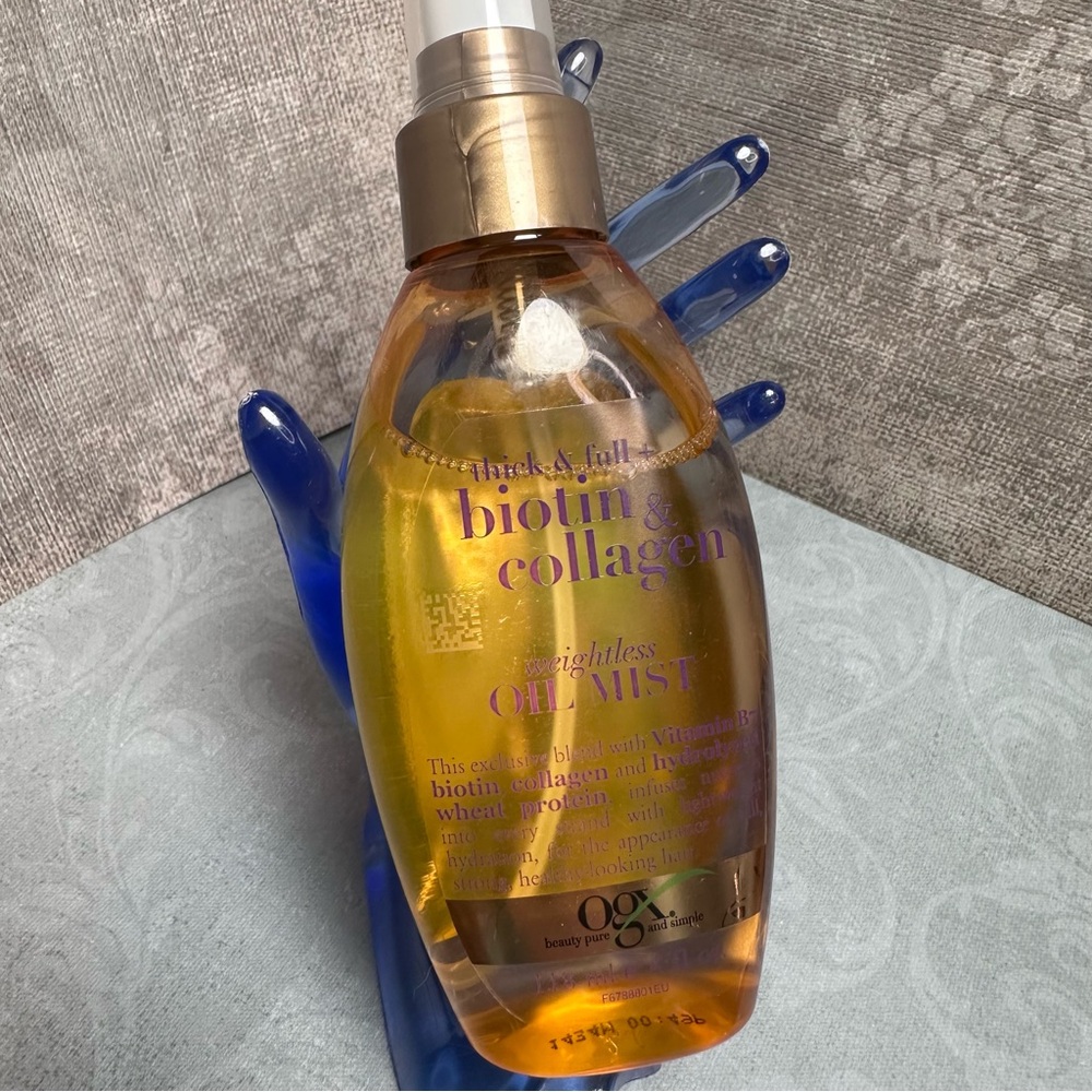 **SUMMER CLEARANCE** OGX | Thick & Full Biotin & Collagen Weightless Oil Mist